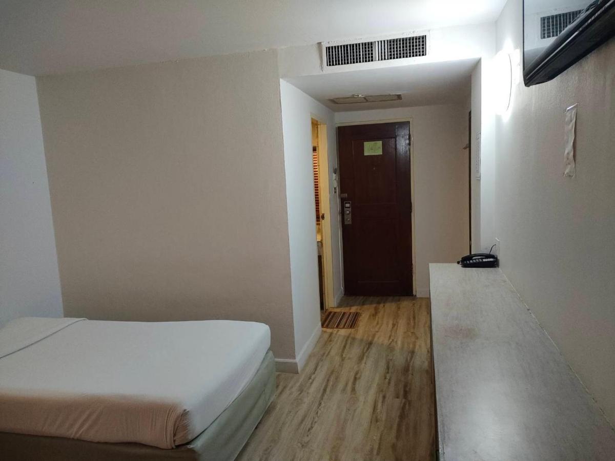 Intertower Hotel Sungai Kolok Exterior photo